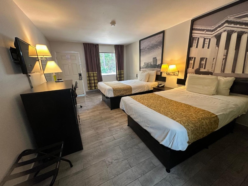 Super 8 by Wyndham Ocean Springs Biloxi